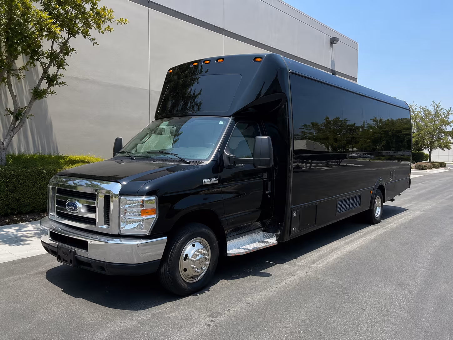 affordable concord prom party bus prices split across your group