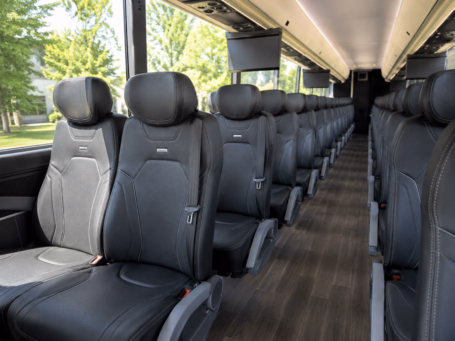 oak airport shuttles for out of town wedding guests