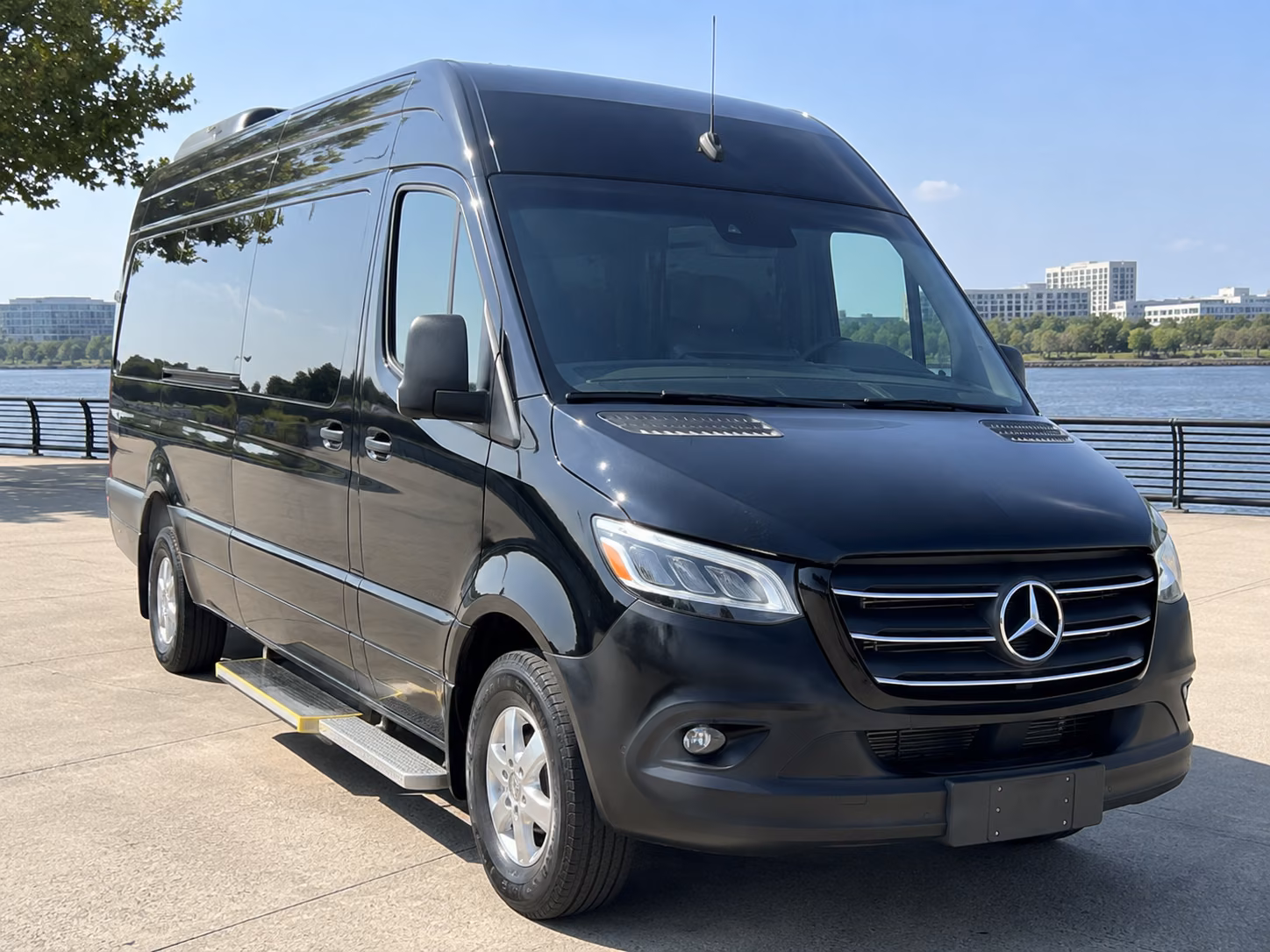 rent a bus for live music and private events around concord